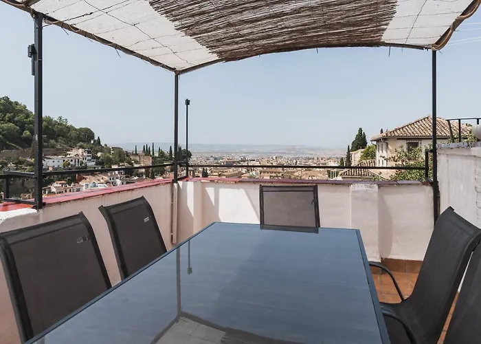Tuguest Cobertizo Duplex Apartment