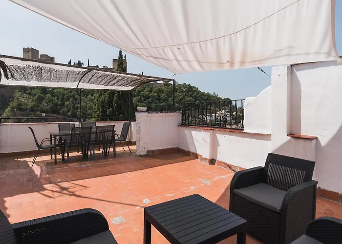 Tuguest Cobertizo Duplex Apartment